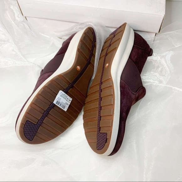 Clark’s Un Adorn Step Women’s Suede Loafer Shoe! Size 10 - Picture 3 of 6